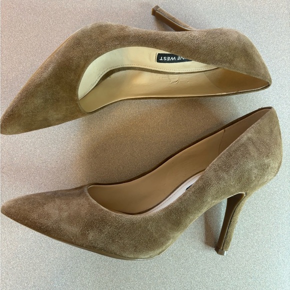 Nine West Tan Suede Perfect Pumps Pointy Toe - Picture 1 of 7